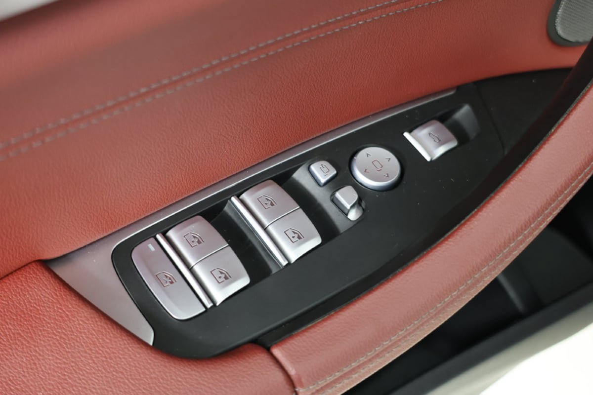 Used 2024 BMW X4 M40i w/ Premium Package AWD/4WD image 23