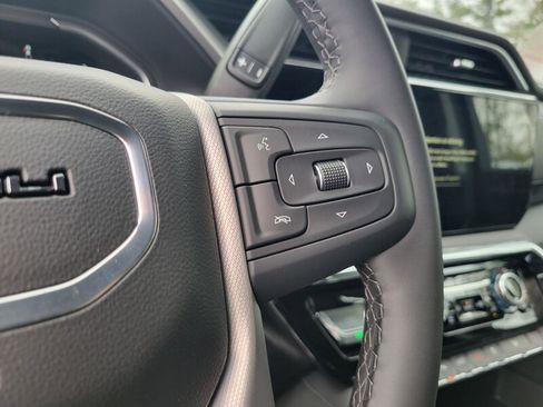 New 2026 GMC Sierra 3500 Denali w/ Denali Reserve Package image 15