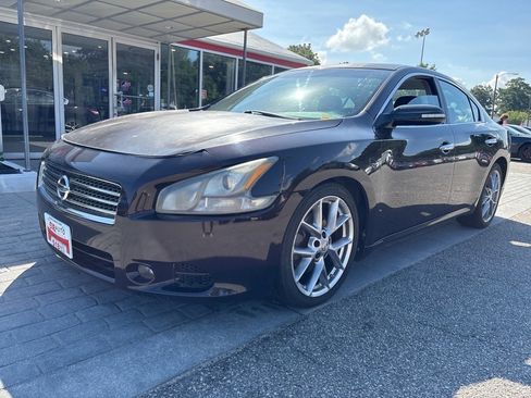 Used 2011 Nissan Maxima 3.5 SV w/ Sport Pkg image 2