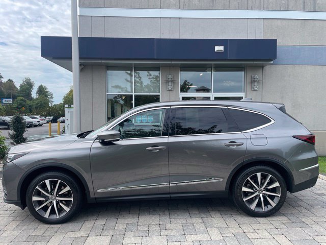 Used 2025 Acura MDX w/ Technology Package AWD/4WD image 3