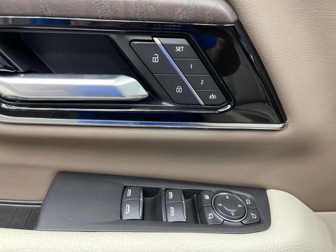 New 2026 GMC Yukon Denali w/ Advanced Technology Package AWD/4WD image 9