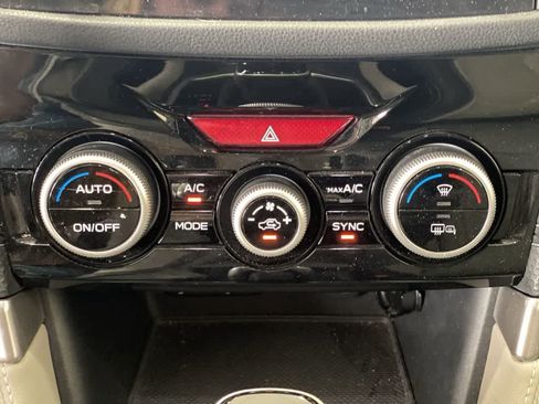 Used 2019 Subaru Forester Limited AWD/4WD image 22
