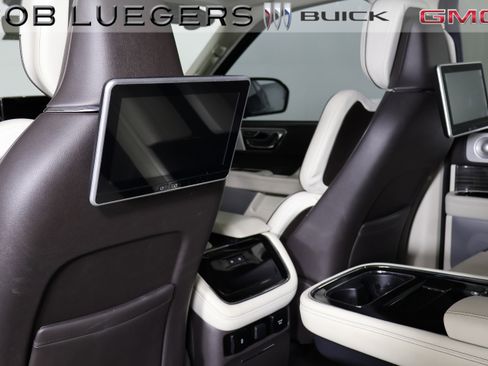 Used 2023 Lincoln Navigator L Black Label image 23