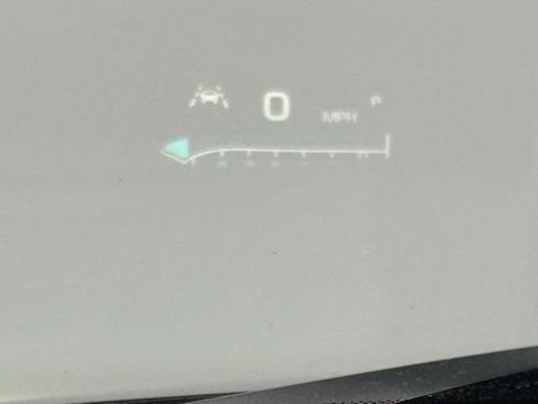 Used 2024 Buick Enclave Premium image 27