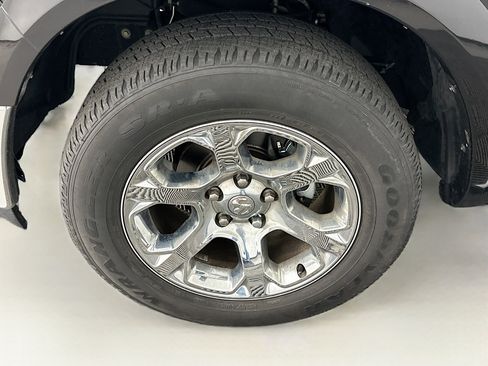 Used 2015 RAM 1500 Laramie w/ Convenience Group image 11