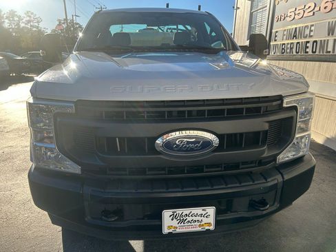 Used 2020 Ford F250 XL w/ Power Equipment Group image 3
