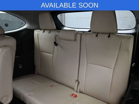 Used 2022 Toyota Highlander Limited AWD/4WD image 32