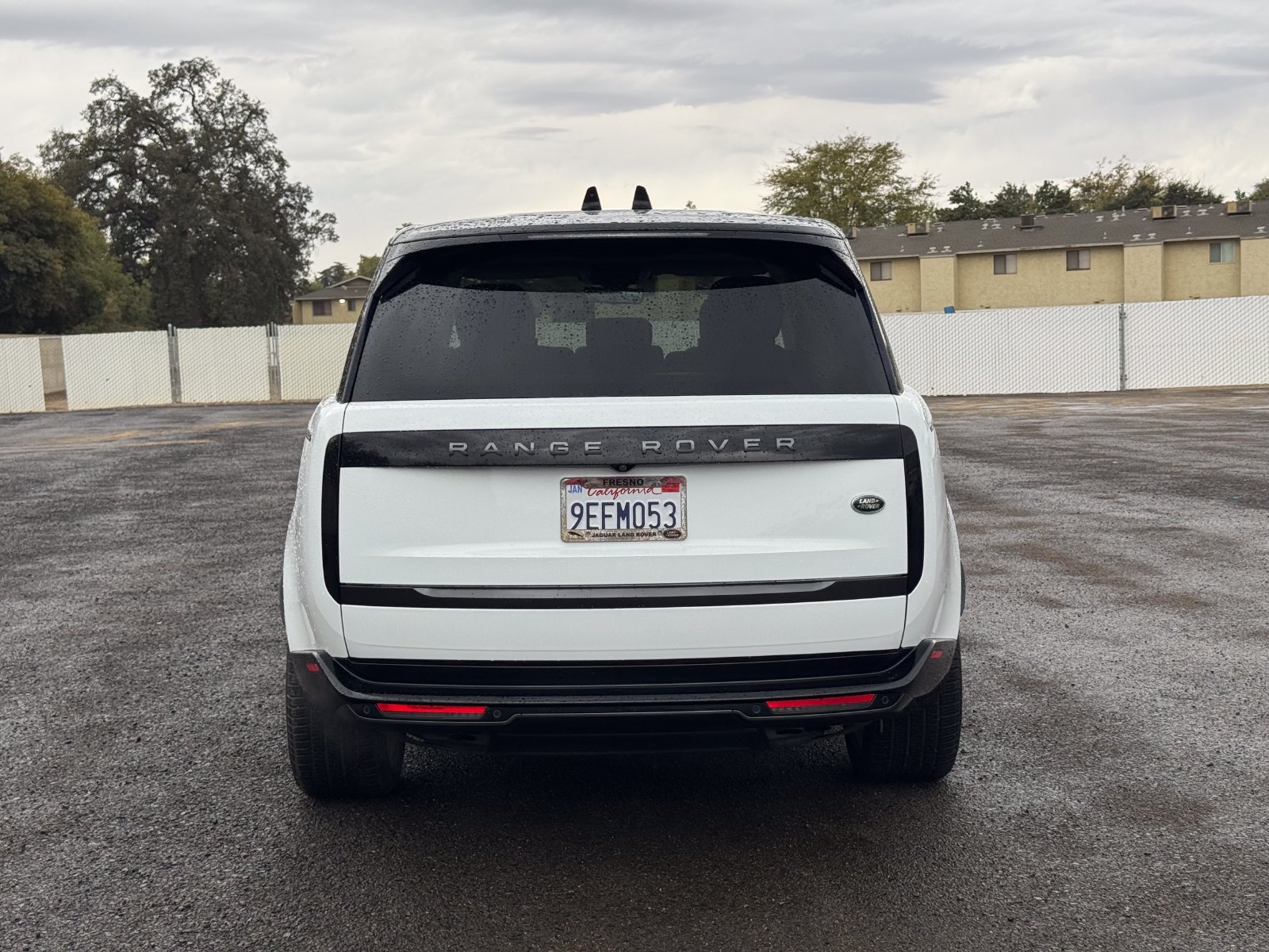 Used 2023 Land Rover Range Rover SE AWD/4WD image 4