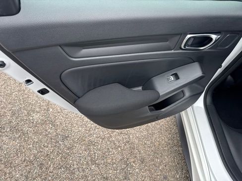 Used 2022 Honda Civic Sport image 14