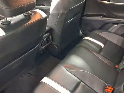 Used 2025 Toyota Camry SE FWD image 25