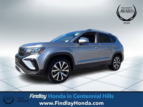 Used 2023 Volkswagen Taos SE image 1