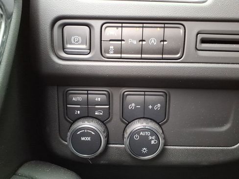 Certified 2023 Chevrolet Tahoe RST image 16