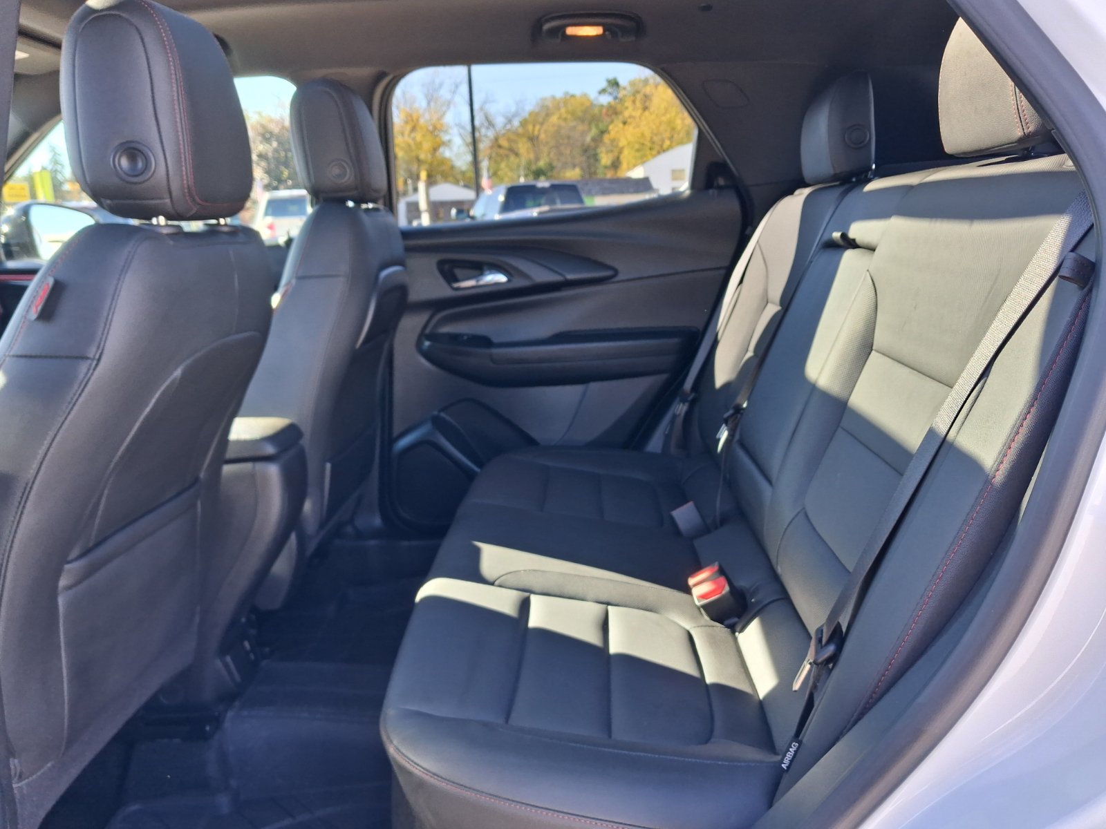Used 2025 Chevrolet TrailBlazer RS w/ Convenience Package AWD/4WD image 12