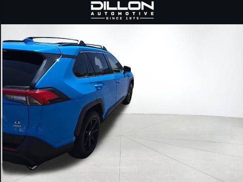 Used 2019 Toyota RAV4 LE w/ All Weather Liner Package AWD/4WD image 5