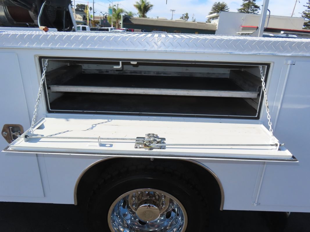 Used 2011 Ford F450 XL w/ Trailer Tow Pkg AWD/4WD image 36