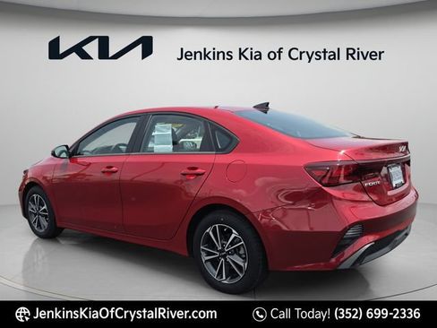 Certified 2023 Kia Forte LXS w/ LXS Technology Package FWD image 11