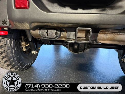 Used 2025 Jeep Wrangler Unlimited Rubicon AWD/4WD image 13
