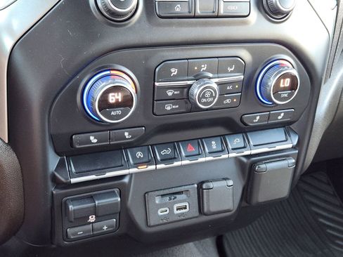 Used 2020 Chevrolet Silverado 1500 LT w/ Texas Edition image 20