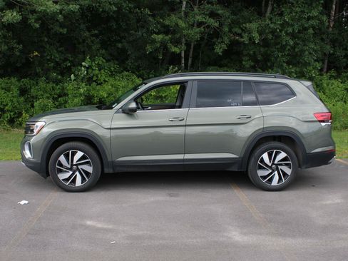 Used 2026 Volkswagen Atlas SE AWD/4WD image 5