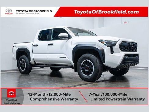 Certified 2024 Toyota Tacoma TRD Off-Road w/ TRD Off Road Premium Package AWD/4WD image 1