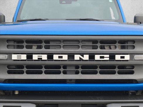 Used 2023 Ford Bronco Black Diamond w/ Sasquatch Package AWD/4WD image 23