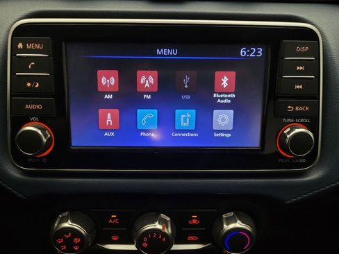 Used 2025 Nissan Versa SV FWD image 25