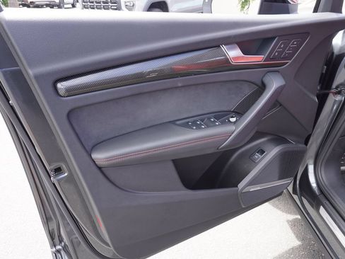 Used 2021 Audi SQ5 Premium Plus w/ Premium Plus Package AWD/4WD image 15