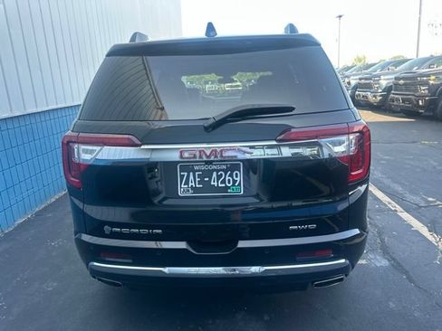 Used 2023 GMC Acadia Denali w/ LPO, Adventure Package AWD/4WD image 3