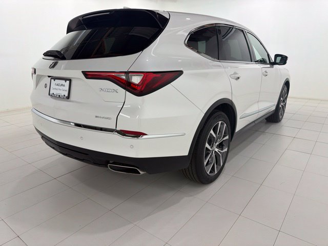 Certified 2024 Acura MDX w/ Technology Package AWD/4WD image 5