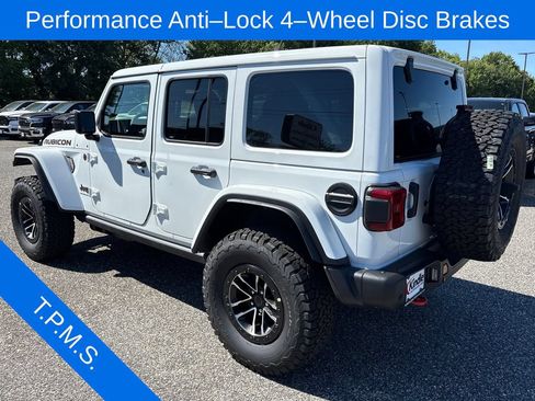 New 2026 Jeep Wrangler Unlimited Rubicon AWD/4WD image 31
