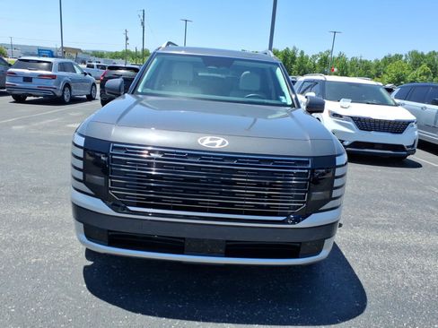 Used 2026 Hyundai Palisade Calligraphy AWD/4WD image 2