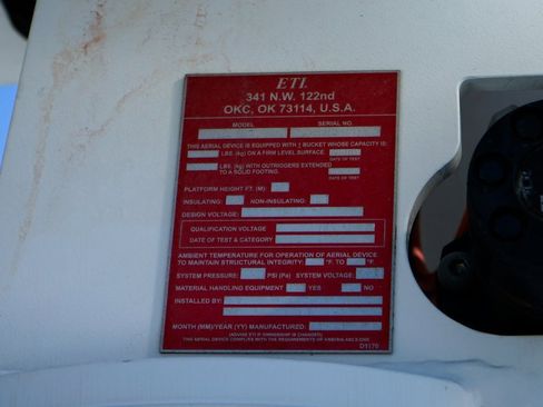 Used 2012 Ford F550 2WD Regular Cab Super Duty w/ PWR Equipment Group image 44