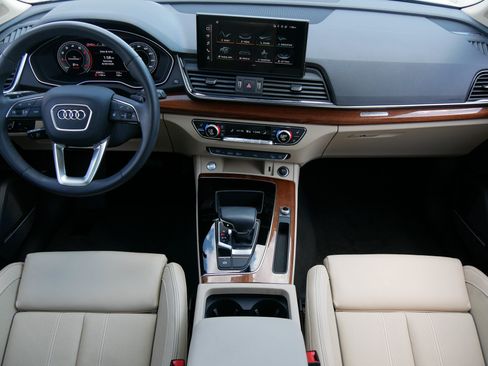 Used 2023 Audi Q5 2.0T Premium Plus w/ Premium Plus Package AWD/4WD image 15