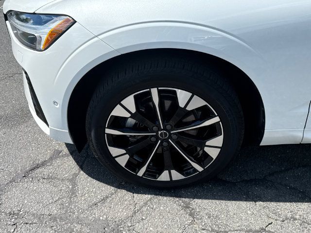 Certified 2026 Volvo XC60 B5 Plus w/ Protection Package Premier AWD/4WD image 8