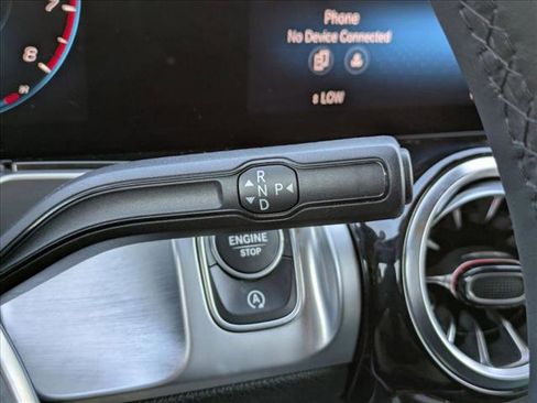 Certified 2022 Mercedes-Benz GLB 250 4MATIC image 14