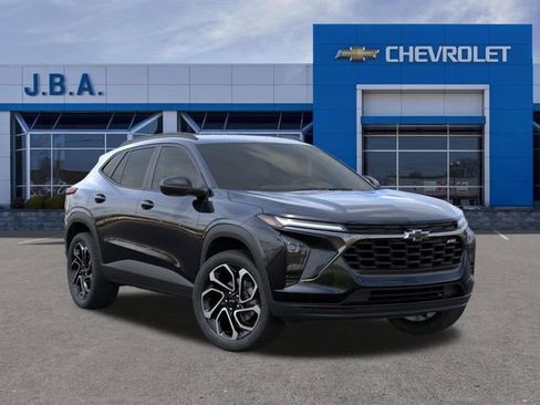 New 2026 Chevrolet Trax RS w/ Driver Confidence Package FWD image 7