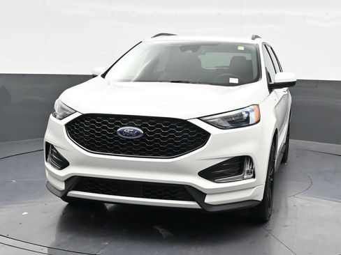 Used 2024 Ford Edge ST-Line AWD/4WD image 9