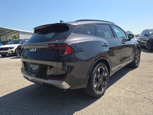 New 2026 Kia Sportage SX FWD image 8