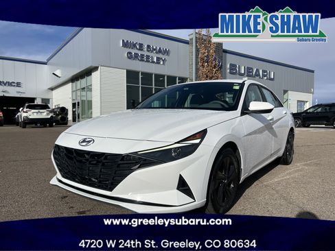 Used 2023 Hyundai Elantra SEL image 1