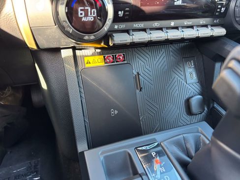 New 2025 Toyota Tacoma TRD Off-Road image 28