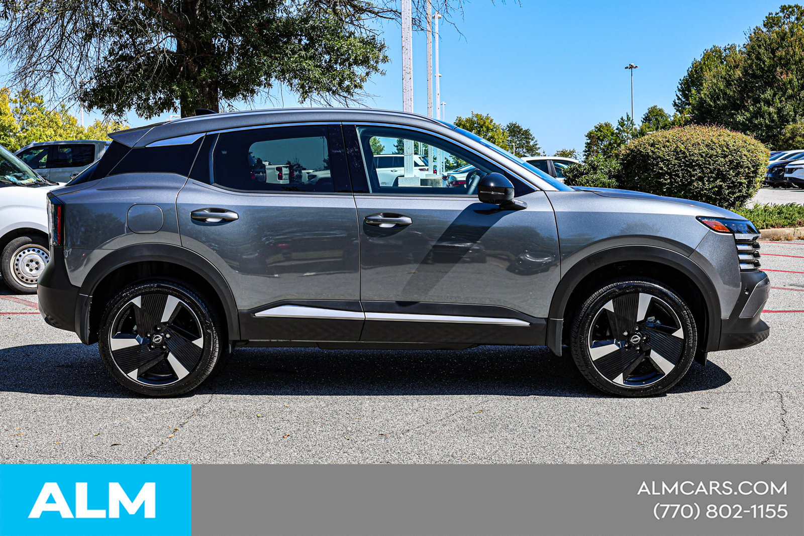 Used 2026 Nissan Kicks SR FWD image 10