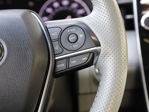 Used 2021 Toyota Avalon Limited w/ Advanced Safety Package image 22