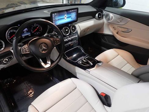 Used 2017 Mercedes-Benz C 300 Cabriolet image 40