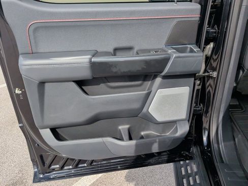 Used 2025 Ford F150 Raptor image 40