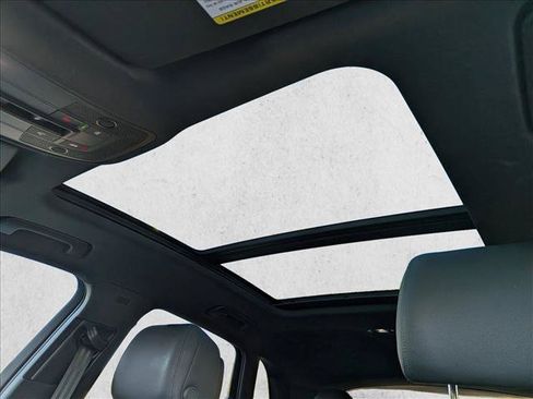 Used 2023 Audi Q3 2.0T Premium AWD/4WD image 15