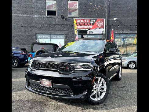 Used 2023 Dodge Durango GT AWD/4WD image 1