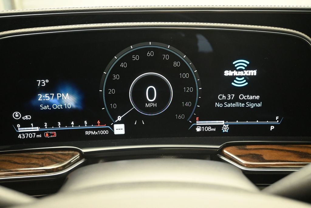 Used 2022 Cadillac Escalade Sport Platinum w/ LPO, ONYX Package AWD/4WD image 16