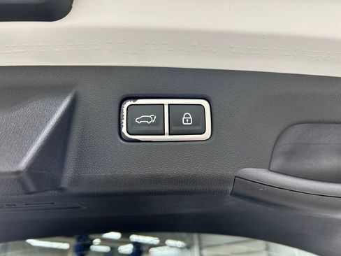 Used 2023 Kia Sorento SX AWD/4WD image 42