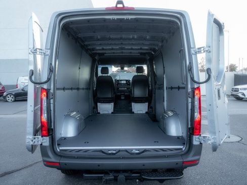 New 2026 Mercedes-Benz Sprinter 2500 image 10