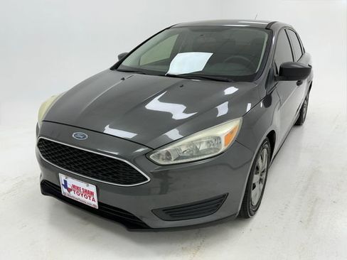 Used 2016 Ford Focus S image 4